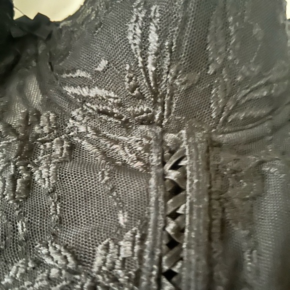 La Vie En Rose Black Corset - Picture 4 of 6